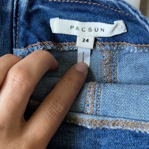 Pacsun denim skirt. Size 24. - Picture 2 of 4